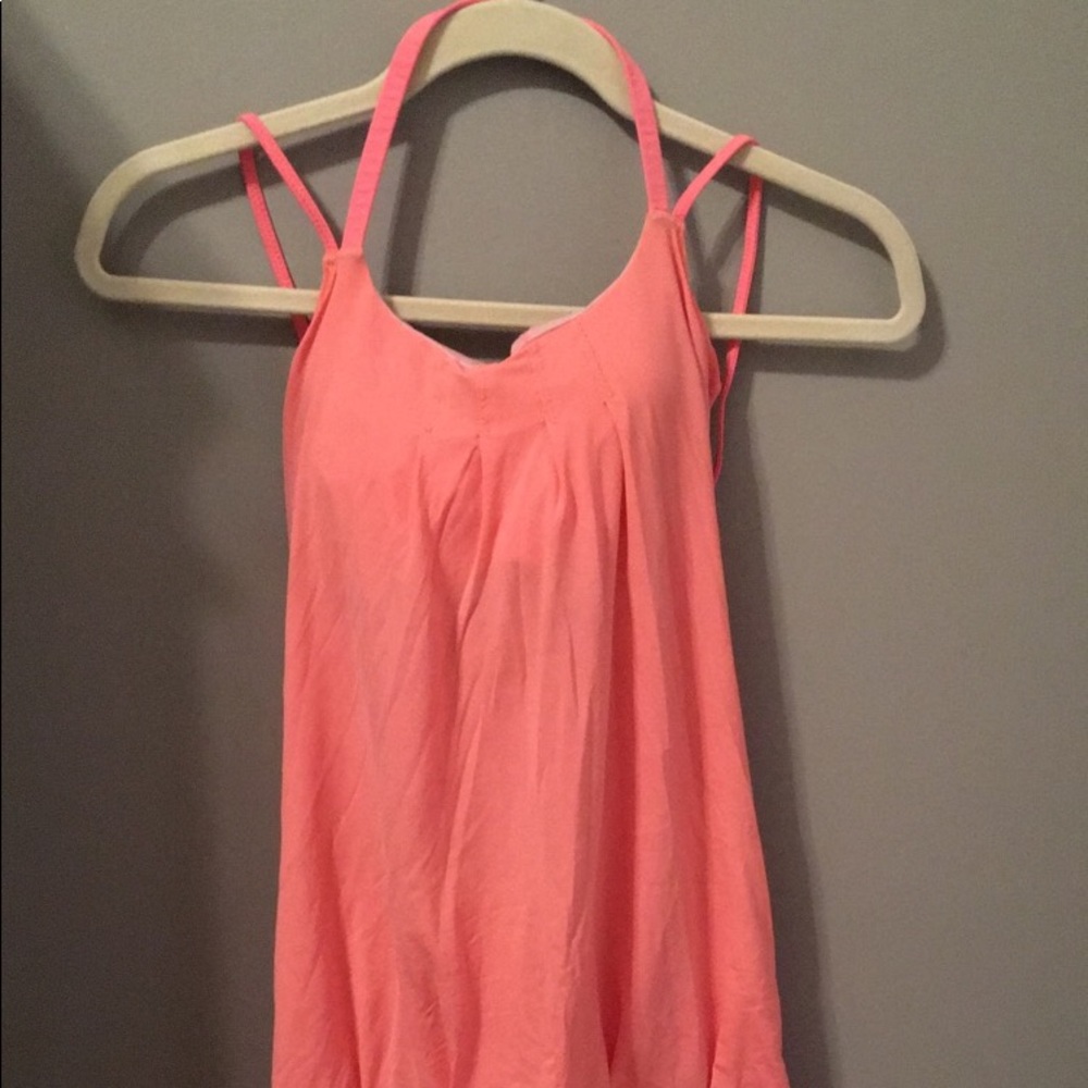 Lululemon tank
